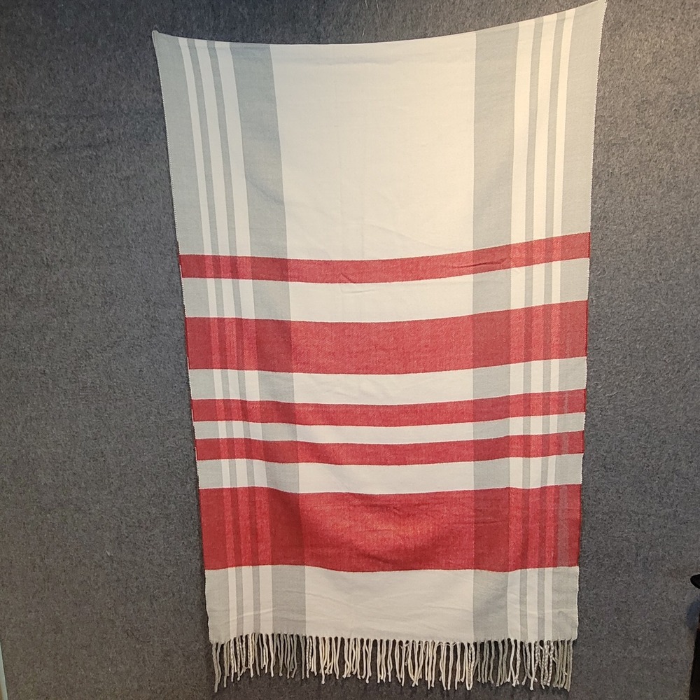 Gap Plaid Blanket Scarf Red White Gray Fringe Cabincore Preppy Cozy Academia
